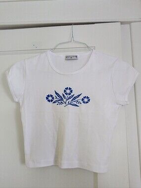 White Crop Cotton Tee with Pyrex Cornflower Print